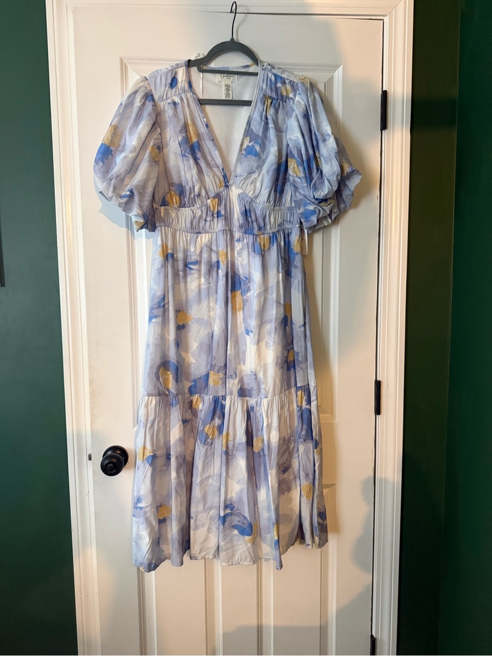 Jessica Simpson Light Blue and Gold Floral Midi Dress with Puff Sleeves